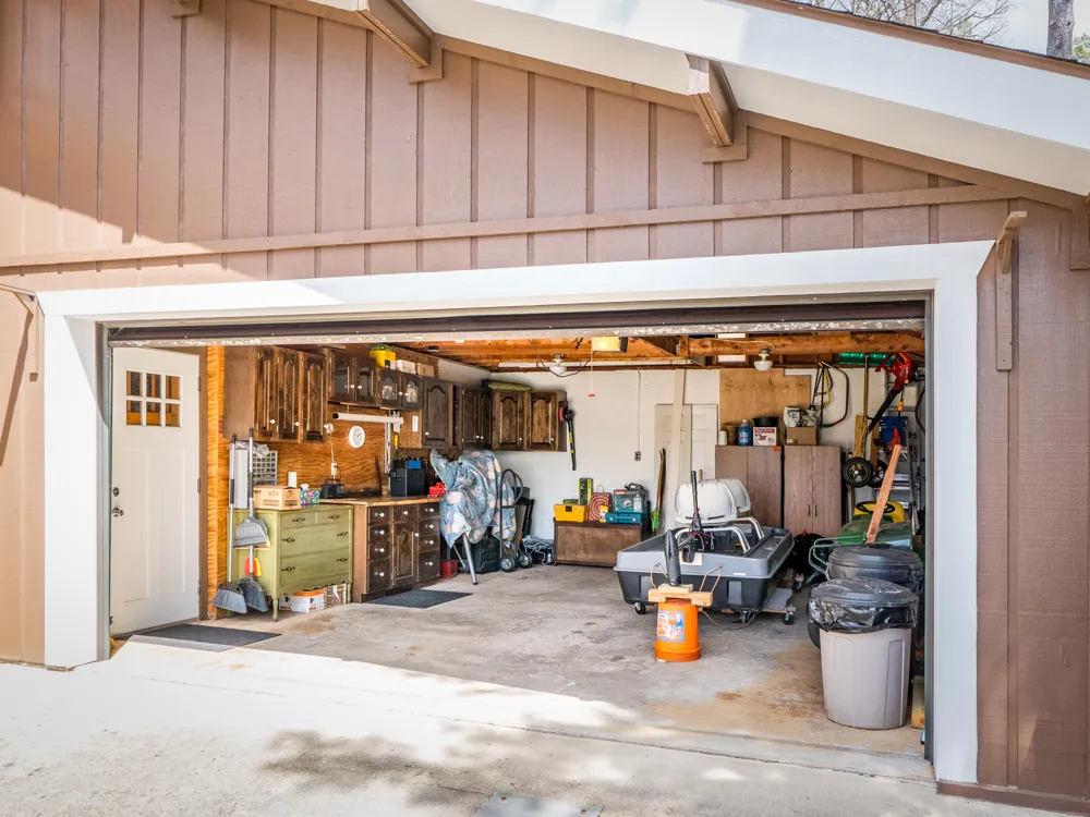 8838 Lakeshore Trail Montmorency Township, MI 49709
