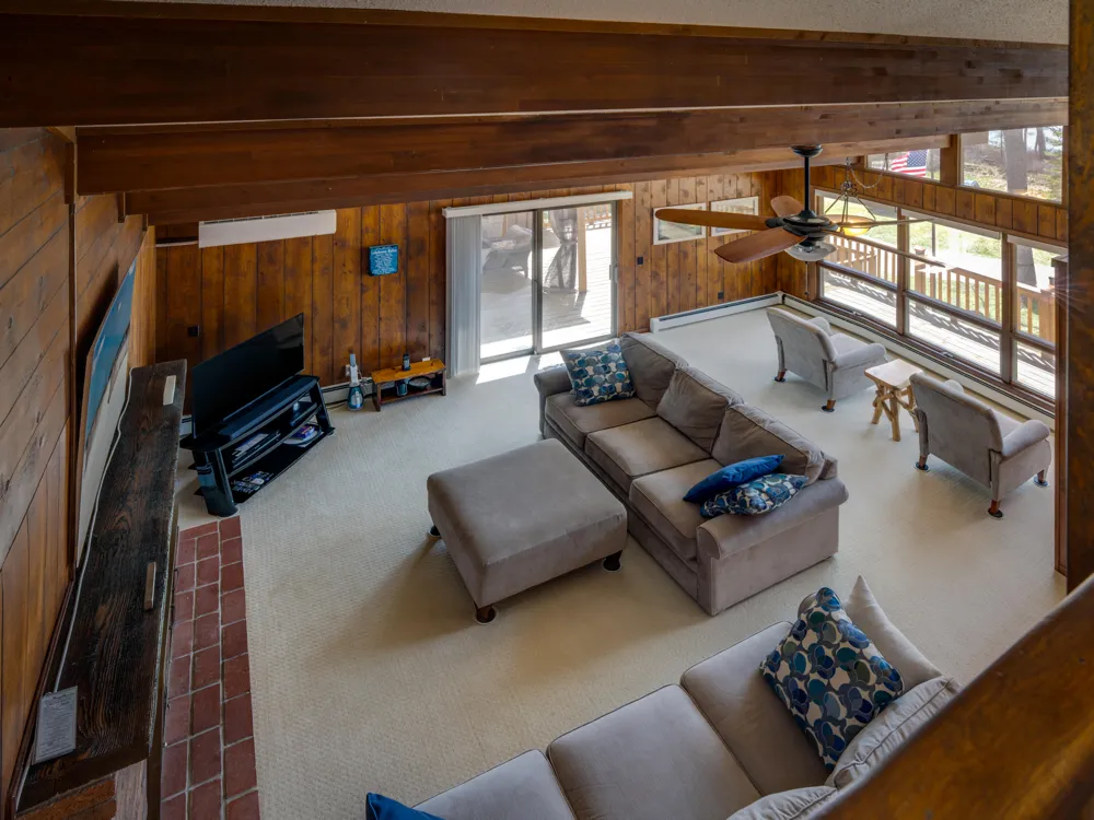 8838 Lakeshore Trail Montmorency Township, MI 49709