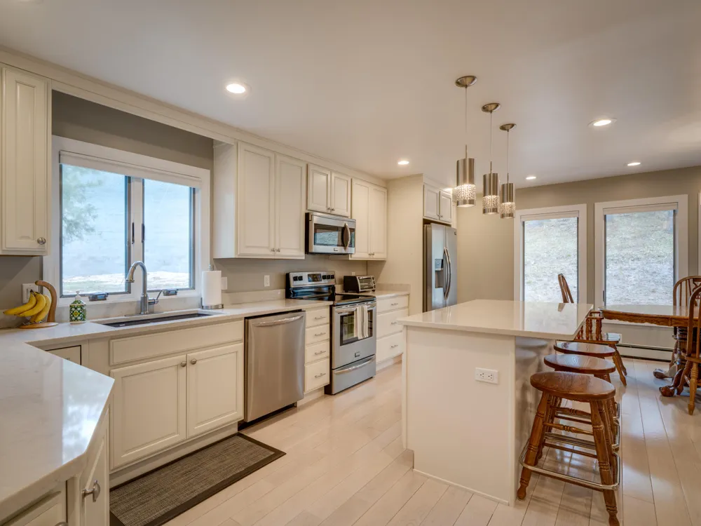 8838 Lakeshore Trail Montmorency Township, MI 49709