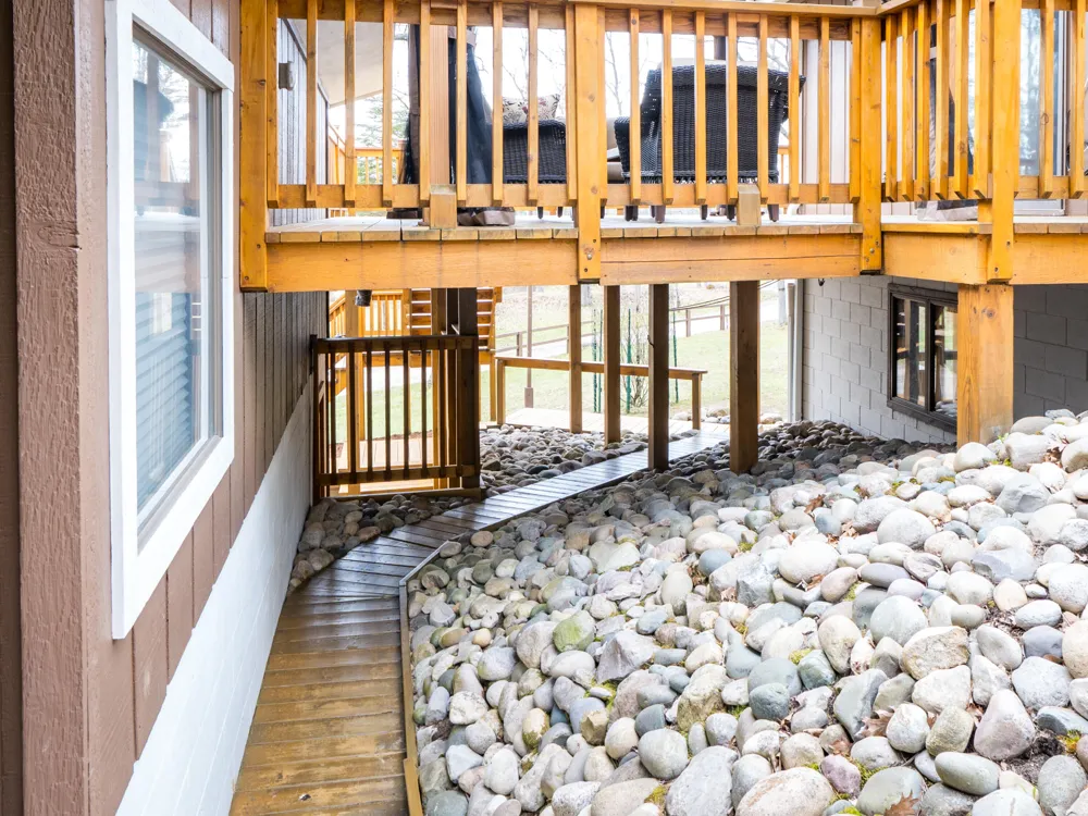 8838 Lakeshore Trail Montmorency Township, MI 49709