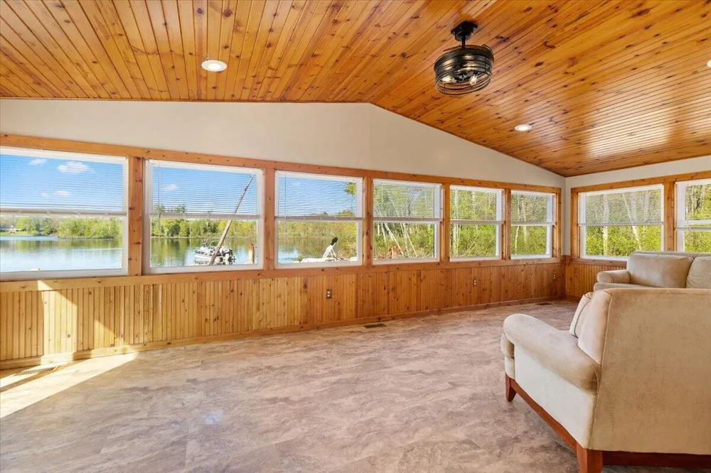 136 Pleasant Drive Belvidere Township, MI 48886