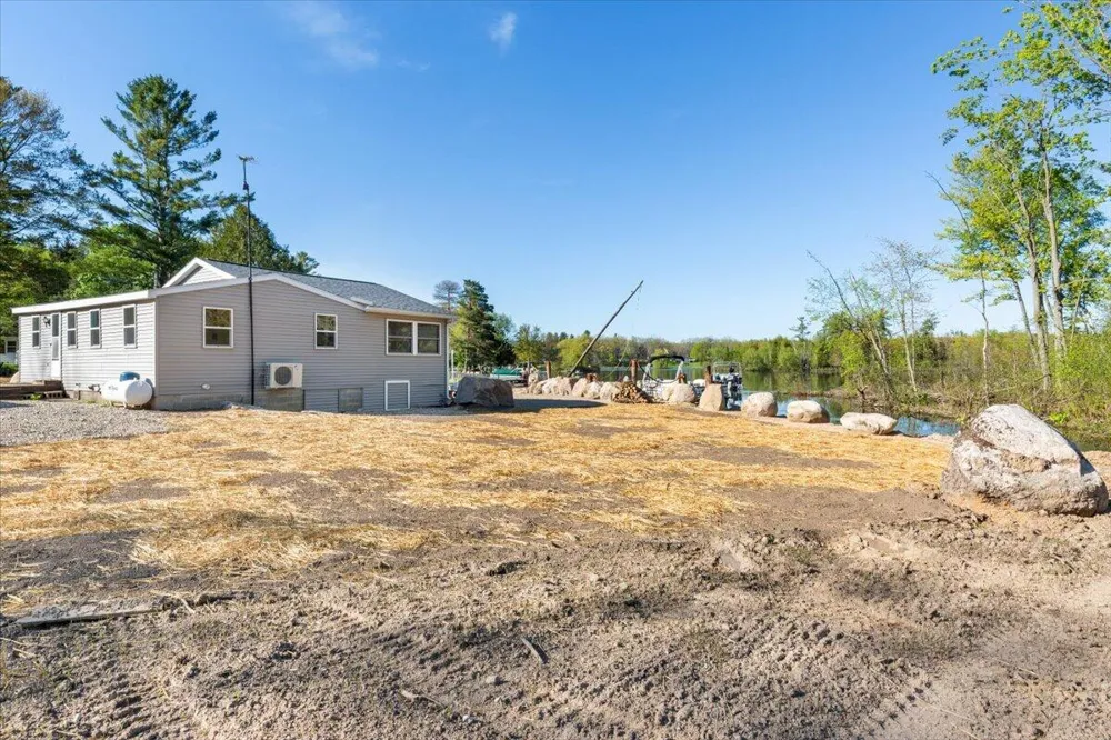 136 Pleasant Drive Belvidere Township, MI 48886