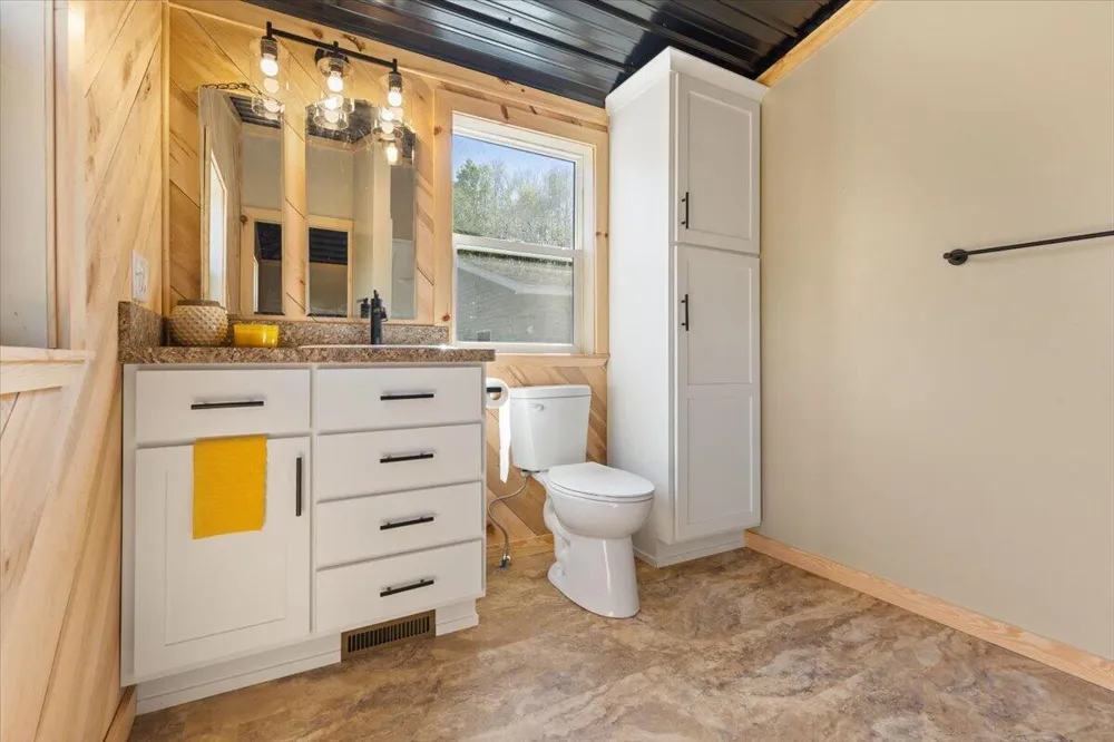 136 Pleasant Drive Belvidere Township, MI 48886