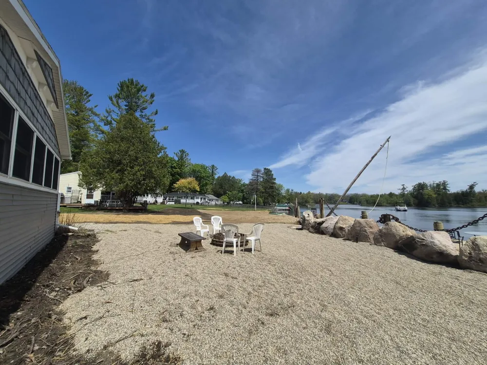 136 Pleasant Drive Belvidere Township, MI 48886