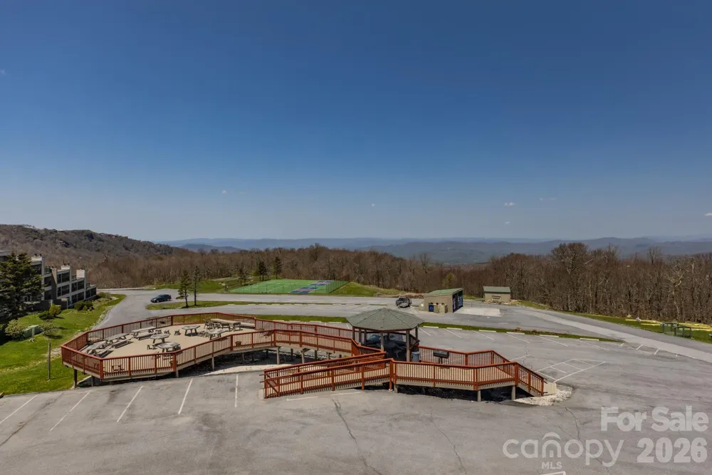 301 Pinnacle Inn Road #4103 Beech Mountain, NC 28604