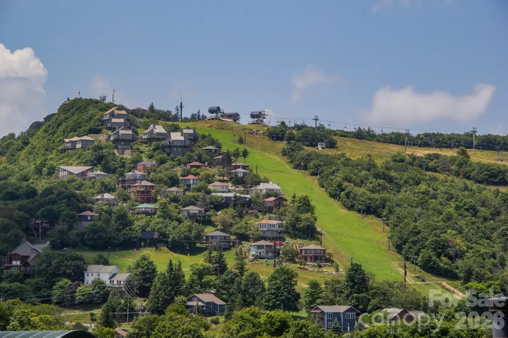 301 Pinnacle Inn Road #4103 Beech Mountain, NC 28604
