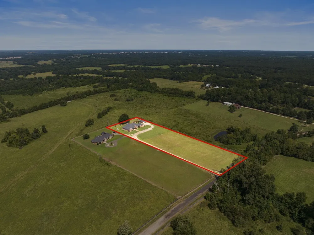 3673 County Road 4550 Mt Pleasant, TX 75455