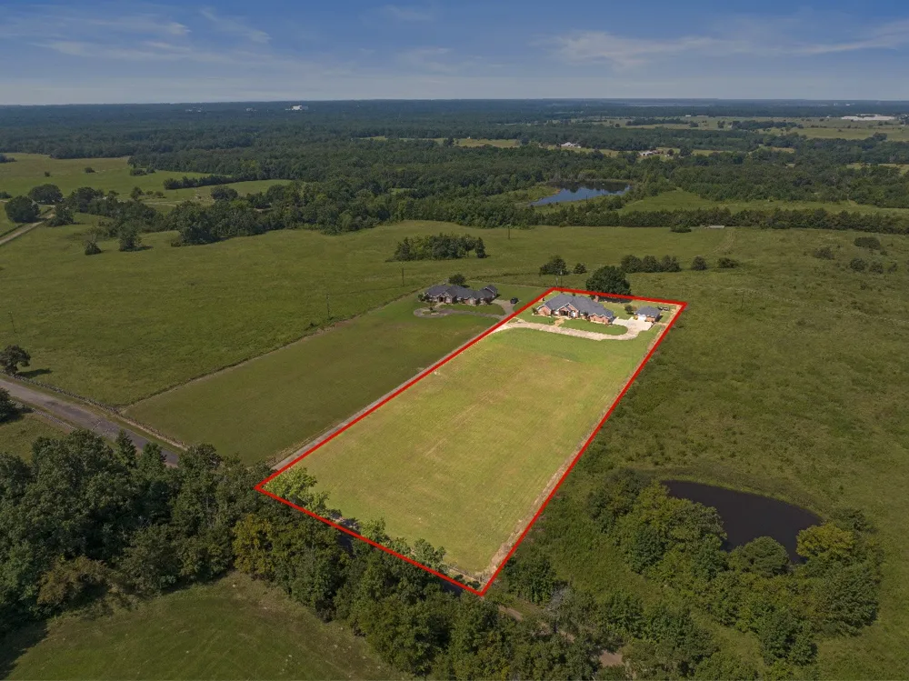 3673 County Road 4550 Mt Pleasant, TX 75455