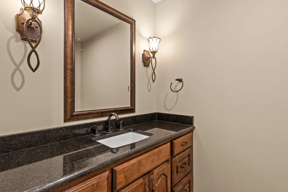 3673 County Road 4550 Mt Pleasant, TX 75455