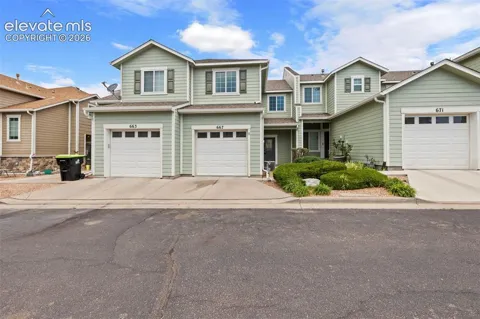 667 Hailey Glenn View