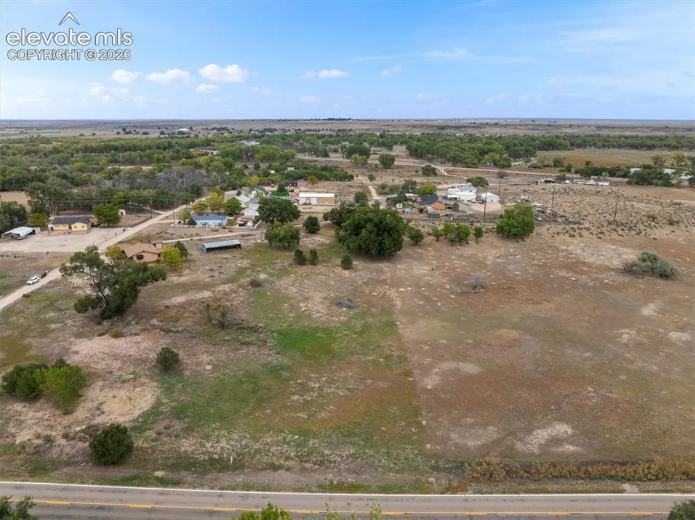 207 Autobee Lane Avondale, CO 81022