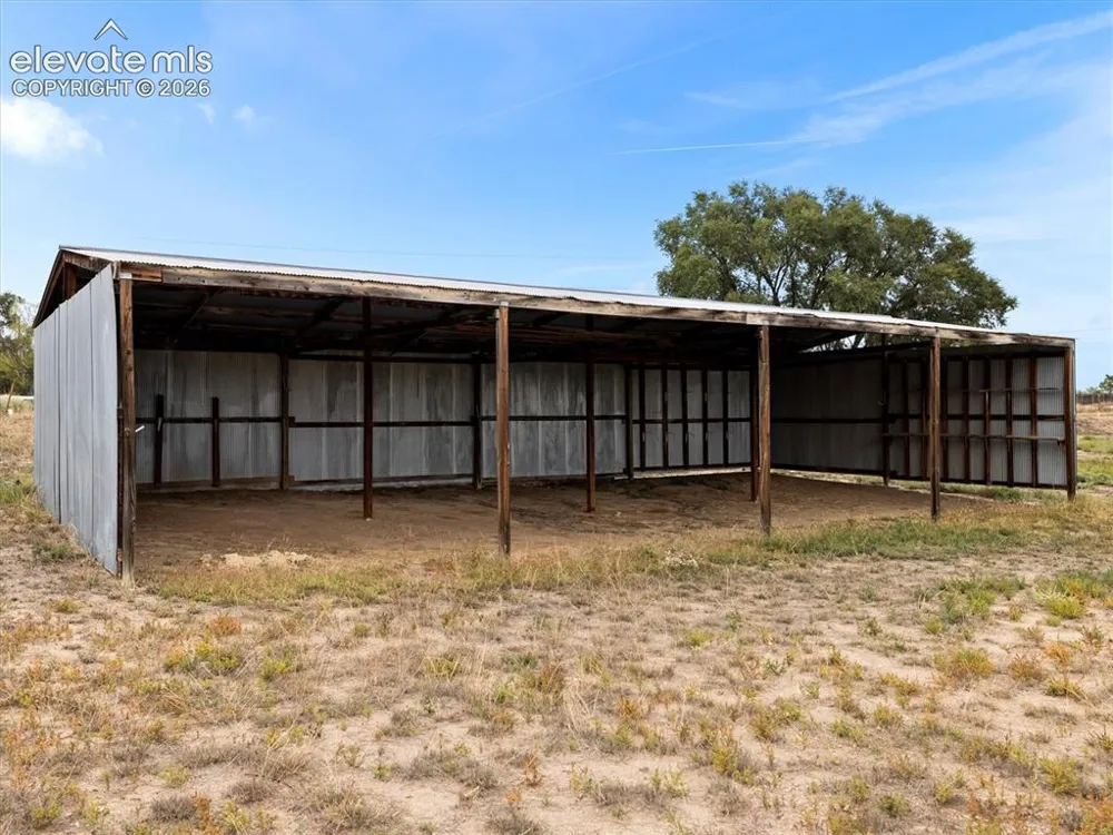207 Autobee Lane Avondale, CO 81022