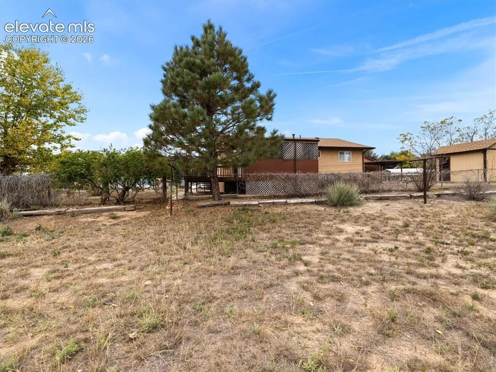 207 Autobee Lane Avondale, CO 81022