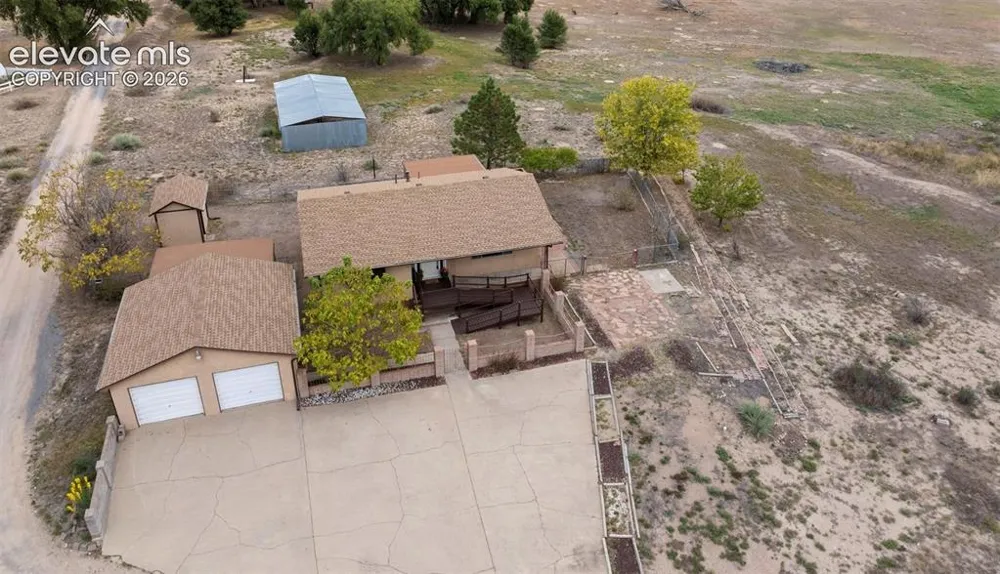 207 Autobee Lane Avondale, CO 81022