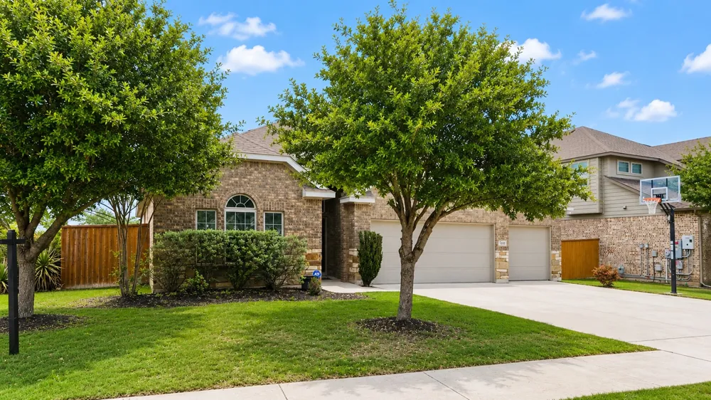 112 Coral Bean Way Georgetown, TX 78626