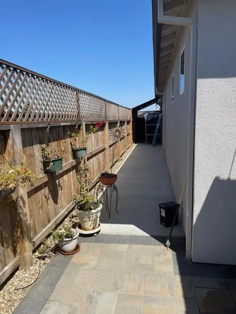 2001 Wildflower Drive Hollister, CA 95023