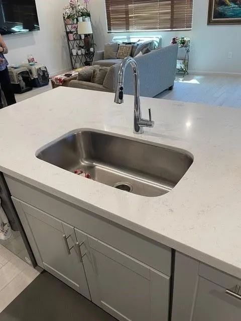 2001 Wildflower Drive Hollister, CA 95023
