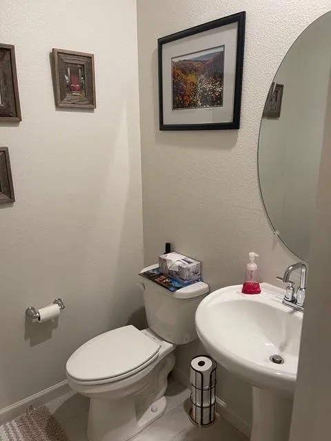 2001 Wildflower Drive Hollister, CA 95023