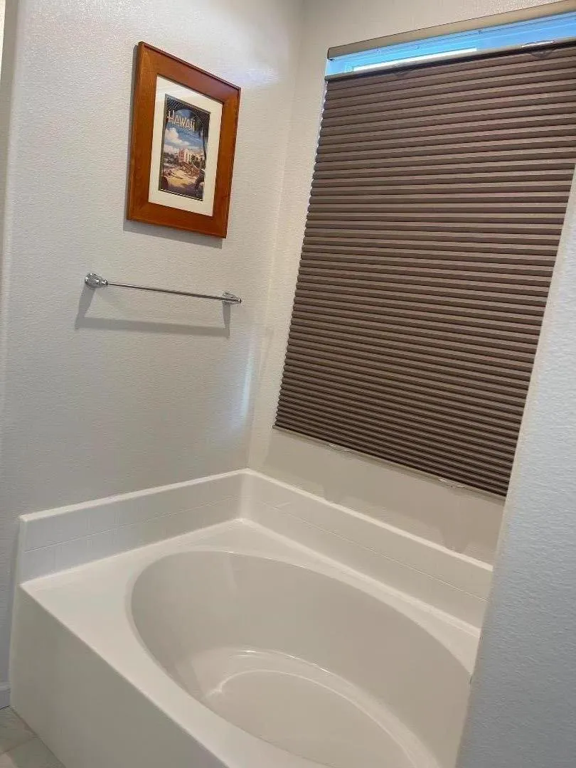 2001 Wildflower Drive Hollister, CA 95023
