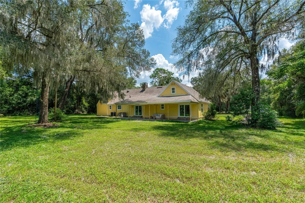 475 E WISCONSIN AVENUE Orange City, FL 32763
