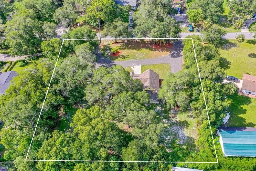475 E WISCONSIN AVENUE Orange City, FL 32763