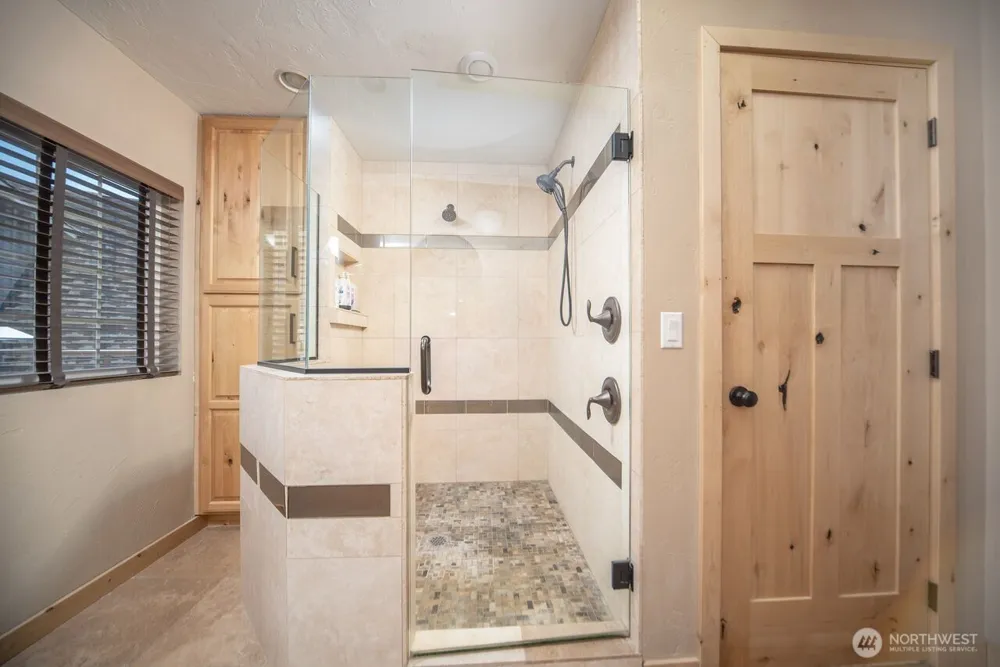 25053 SW Wanapum Street Quincy, WA 98848