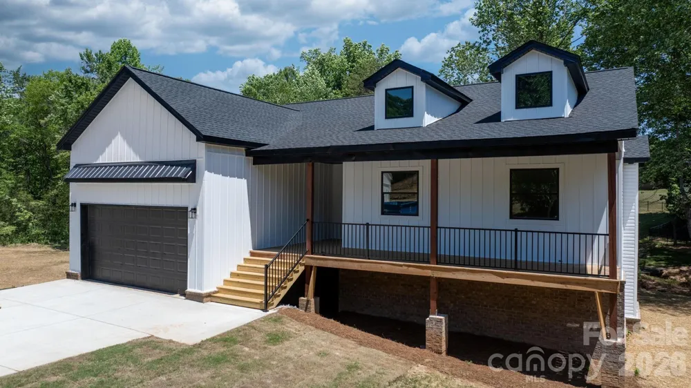 47 Tennyson Drive Taylorsville, NC 28681