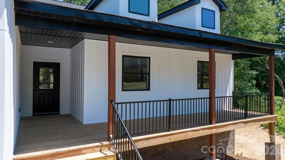 47 Tennyson Drive Taylorsville, NC 28681