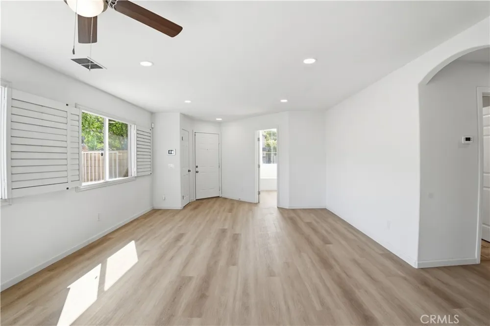 29454 Falling Leaf Lake Elsinore, CA 92530