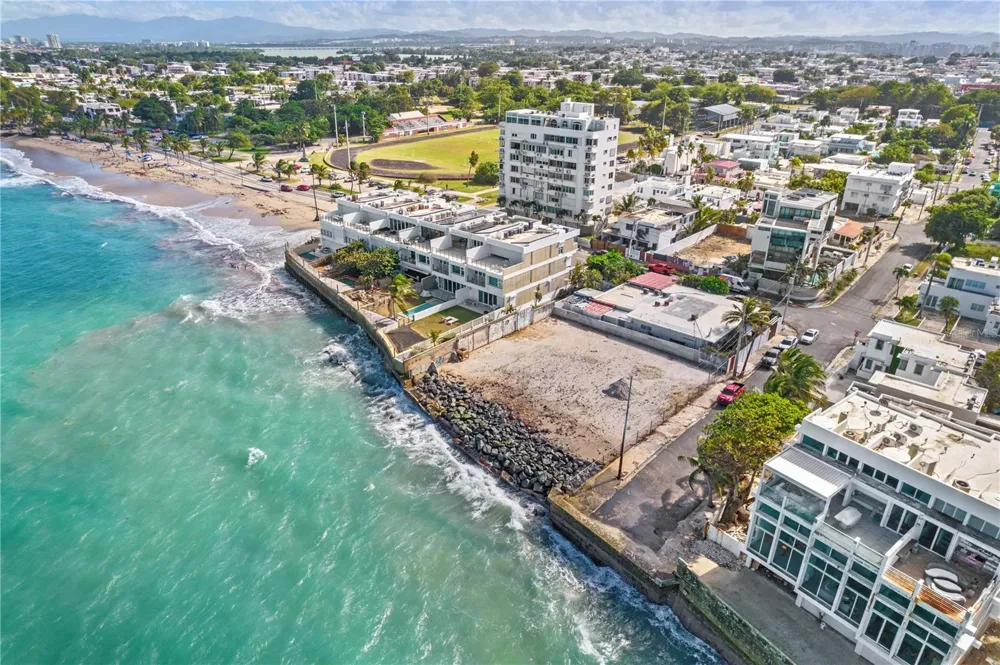 2068 CALLE ESPANA San Juan, PR 00911
