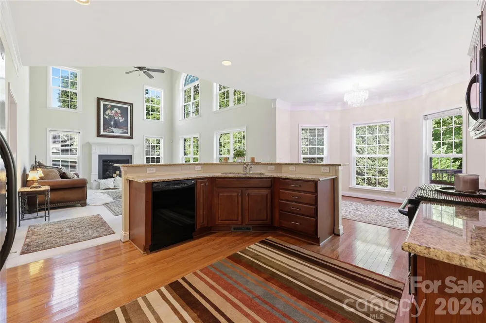 4206 Barons Court Harrisburg, NC 28075