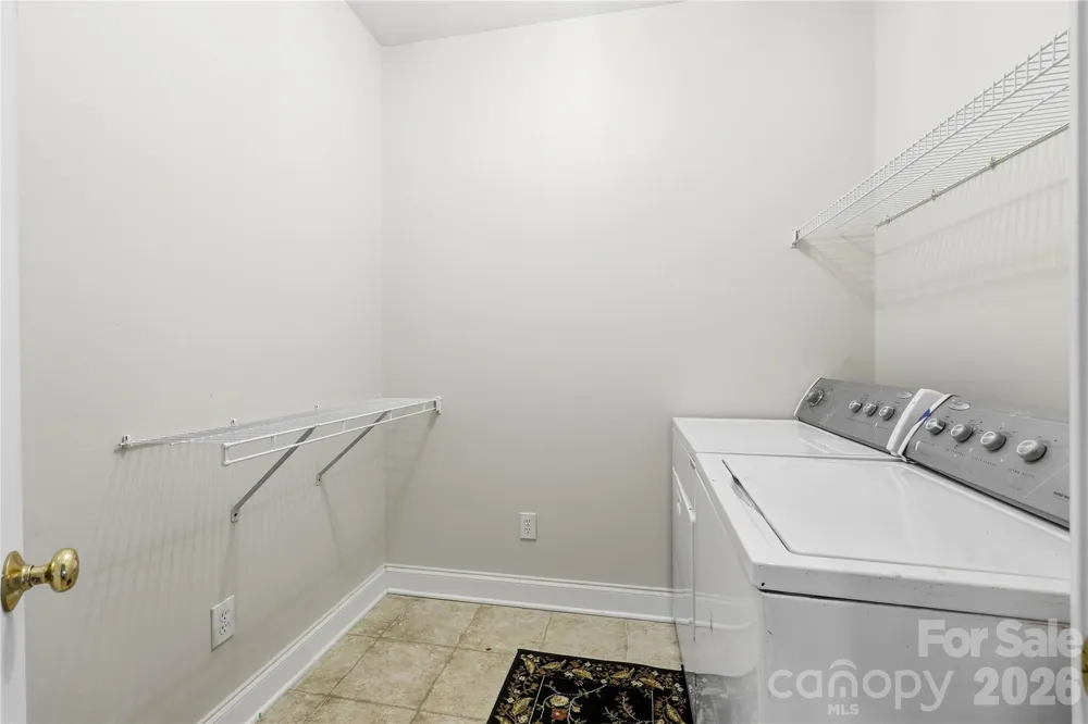 4206 Barons Court Harrisburg, NC 28075