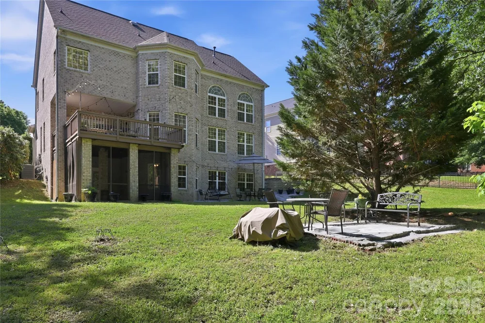 4206 Barons Court Harrisburg, NC 28075