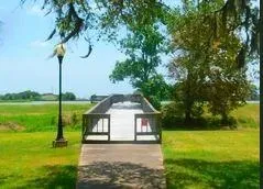 113 Pony Trail Angleton, TX 77515