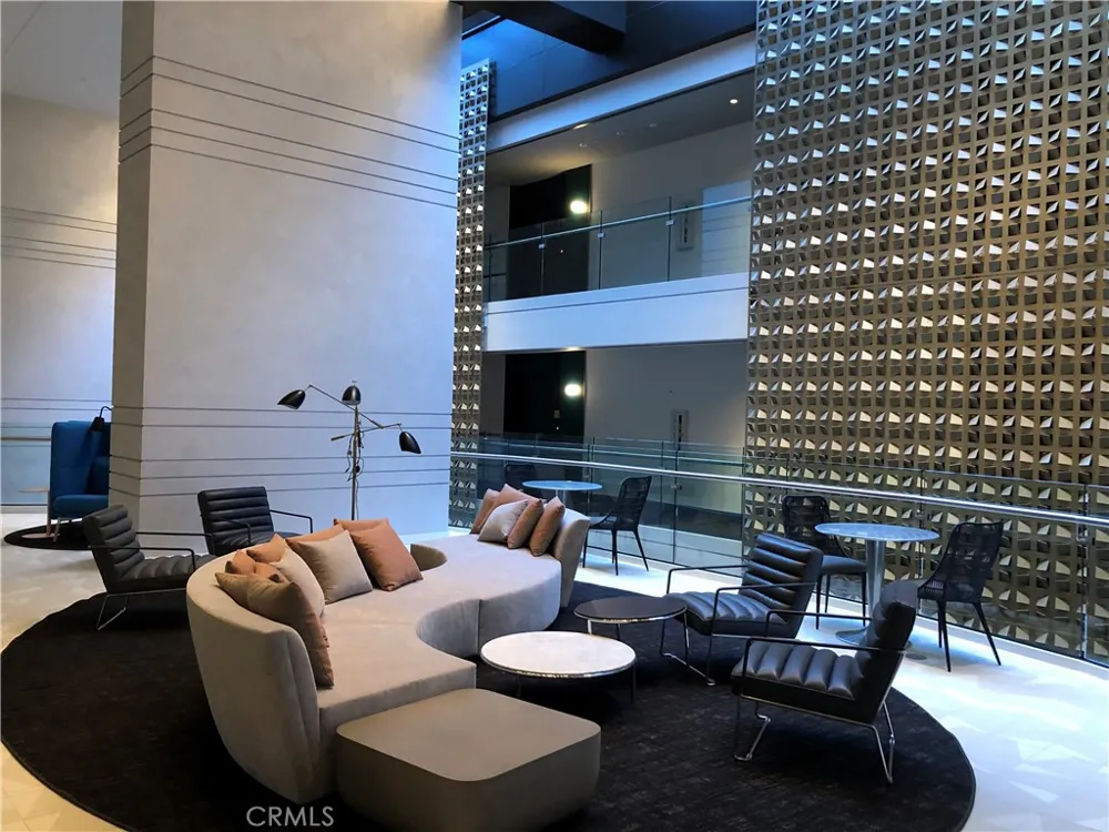 400 S Broadway #926 Los Angeles, CA 90013