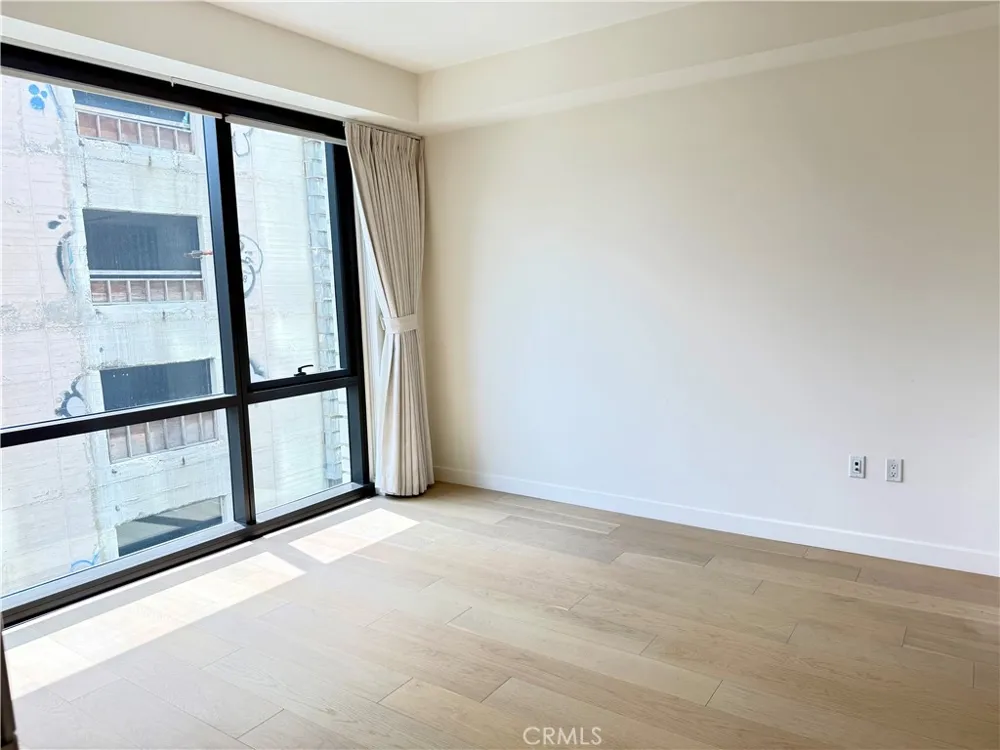 400 S Broadway #926 Los Angeles, CA 90013