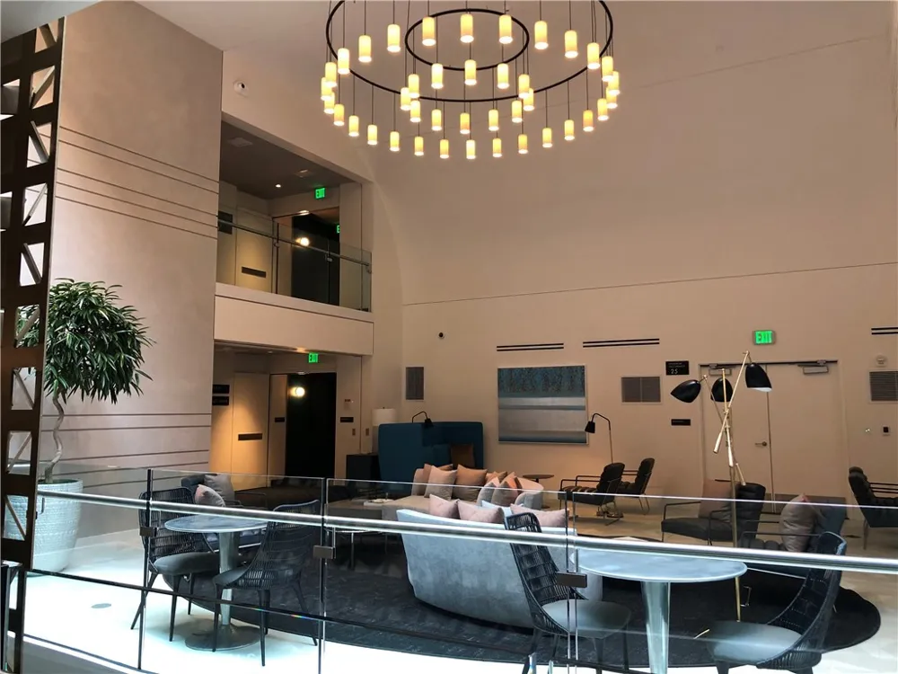 400 S Broadway #926 Los Angeles, CA 90013
