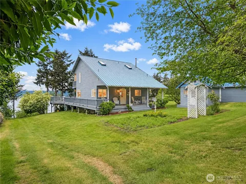 38 M Cascade Drive