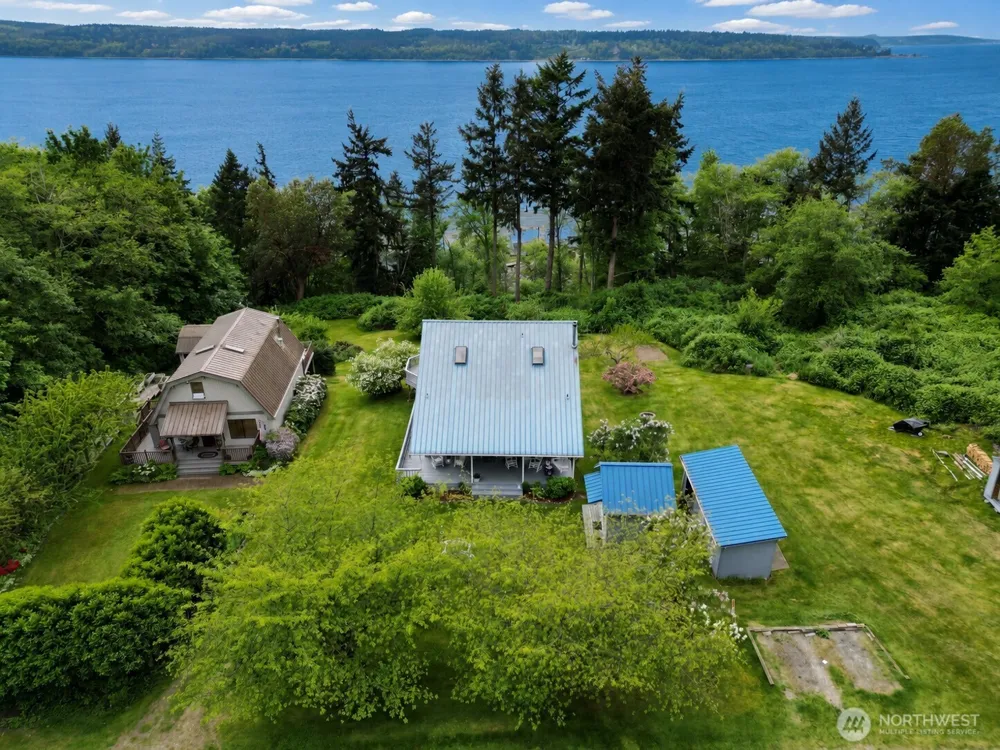 38 M Cascade Drive Hat Island, WA 98206