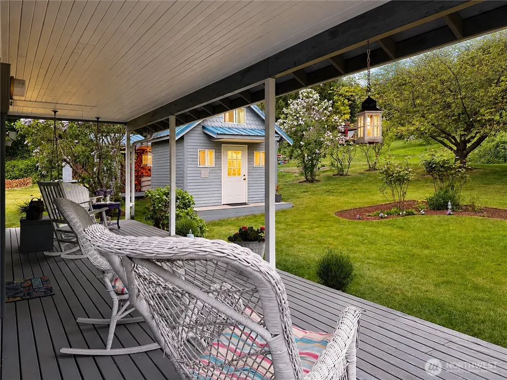 38 M Cascade Drive Hat Island, WA 98206