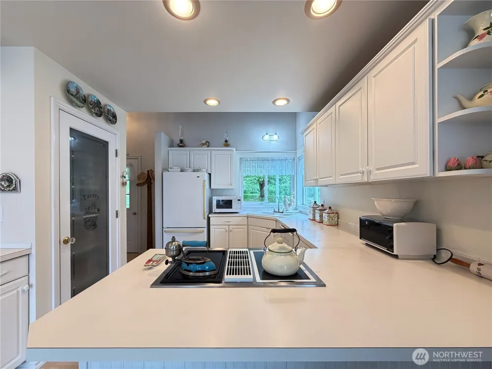 38 M Cascade Drive Hat Island, WA 98206