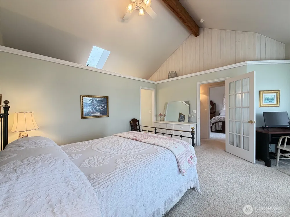 38 M Cascade Drive Hat Island, WA 98206