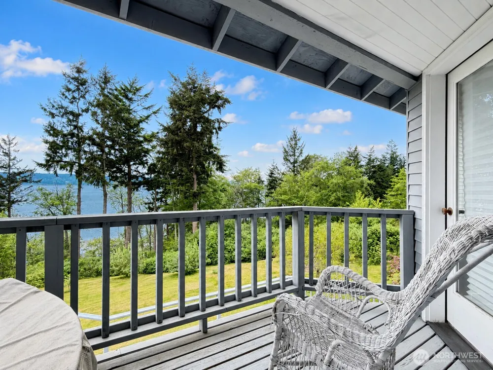 38 M Cascade Drive Hat Island, WA 98206