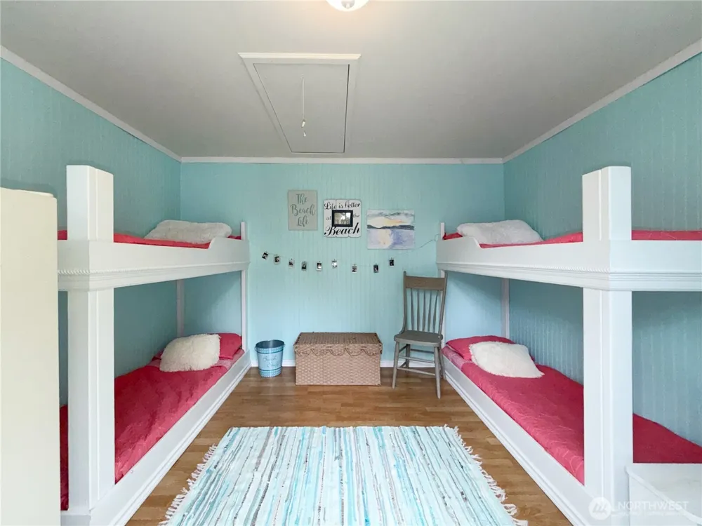 38 M Cascade Drive Hat Island, WA 98206