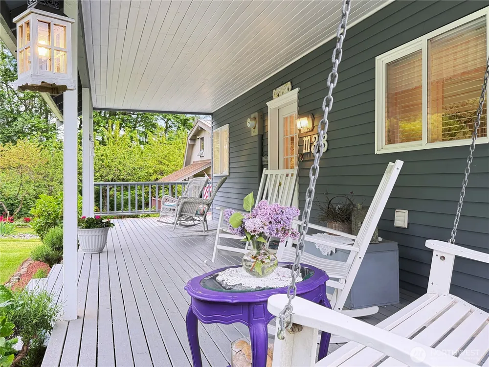 38 M Cascade Drive Hat Island, WA 98206