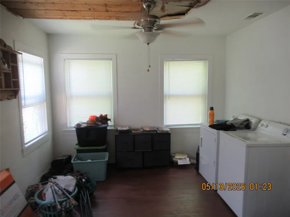 201 E Dallas Street Hutchins, TX 75141