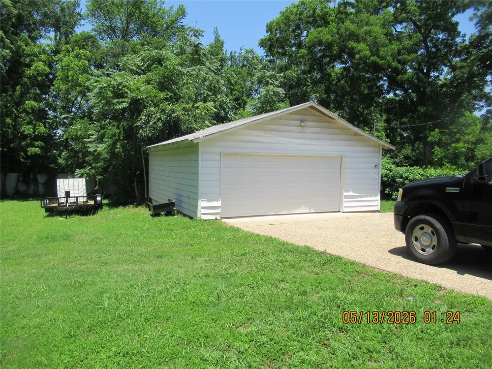 201 E Dallas Street Hutchins, TX 75141