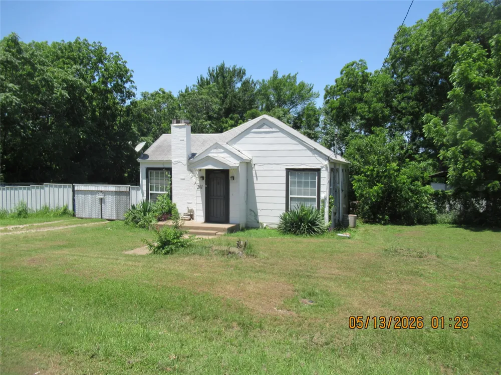 201 E Dallas Street Hutchins, TX 75141