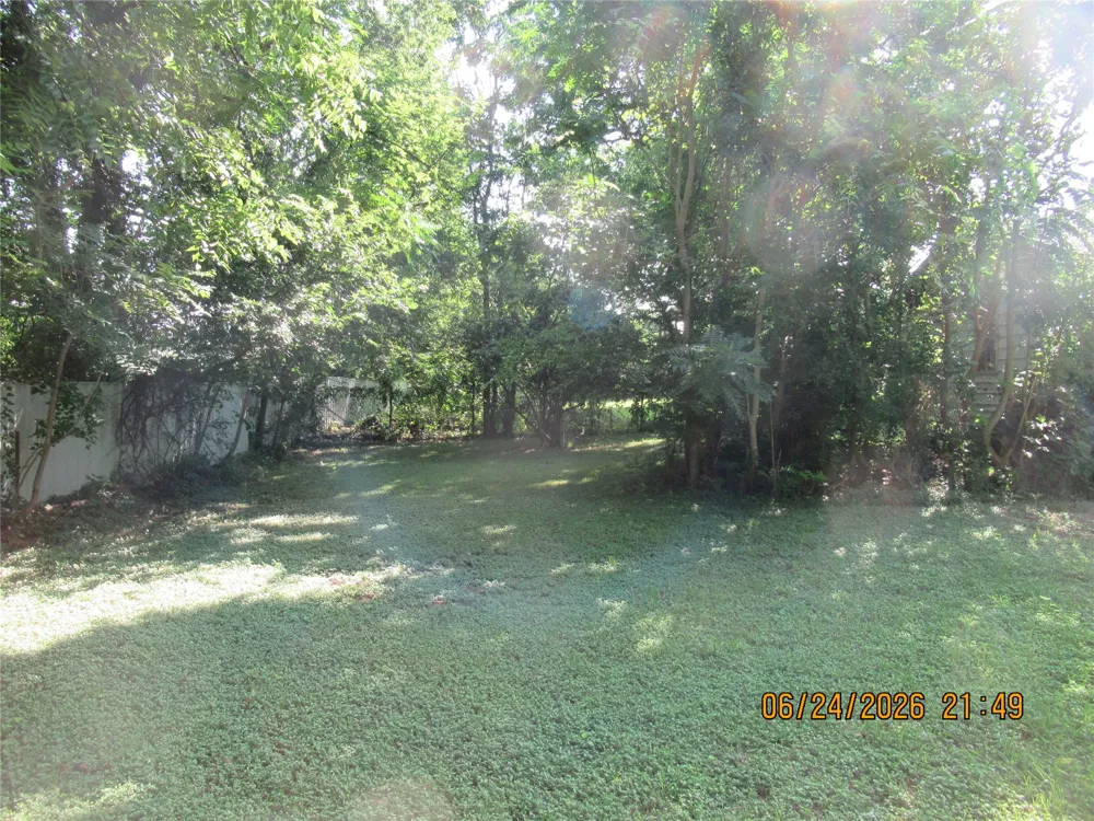 201 E Dallas Street Hutchins, TX 75141