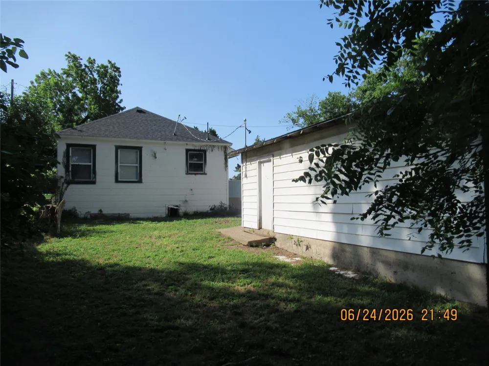 201 E Dallas Street Hutchins, TX 75141
